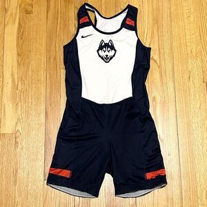 Nike Team Issued UConn Huskies Men’s Size M-L CAA Blue White Speedsuit Singlet